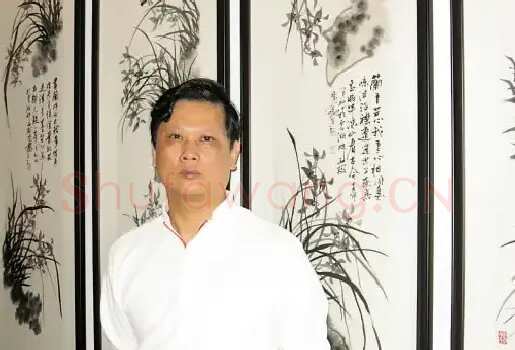 周振