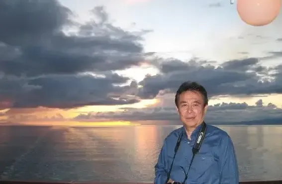 关乃平