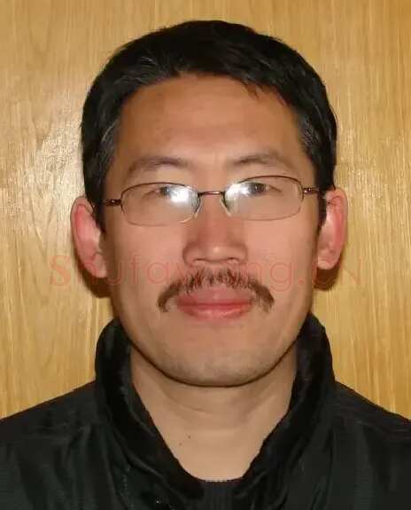 杨振中