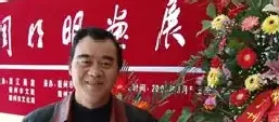 周明明