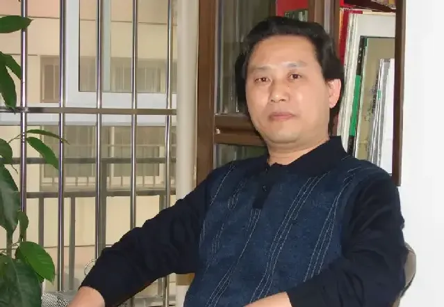 李新雁