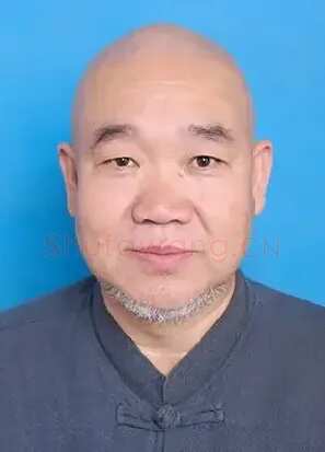 杨素群