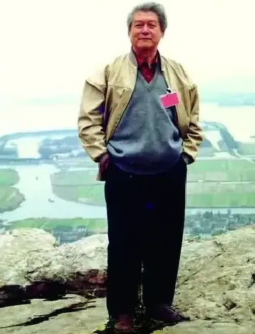 应真华