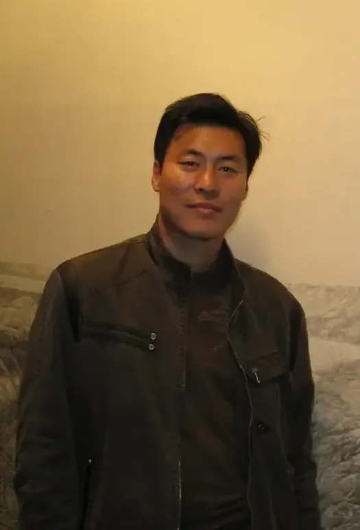 贾天浩