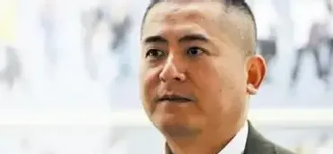 曾梵志