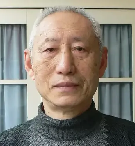 陈乃秋·画家近照