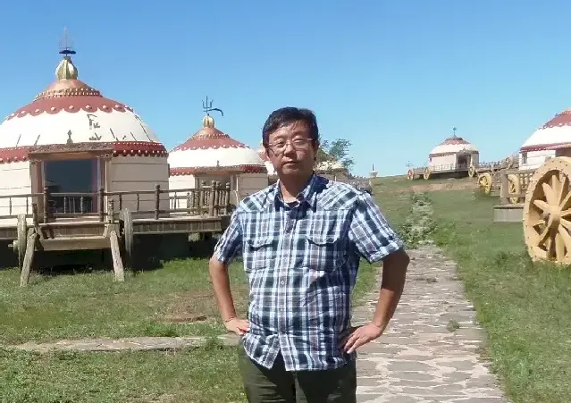 李钢