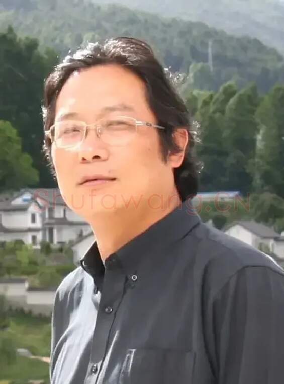 杨立新