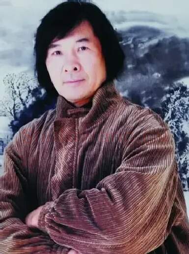 鉴长春