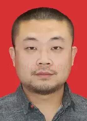 张震