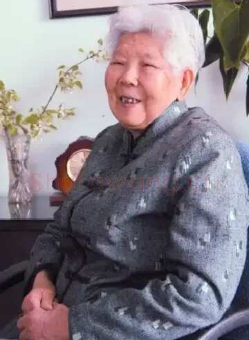 李其琼