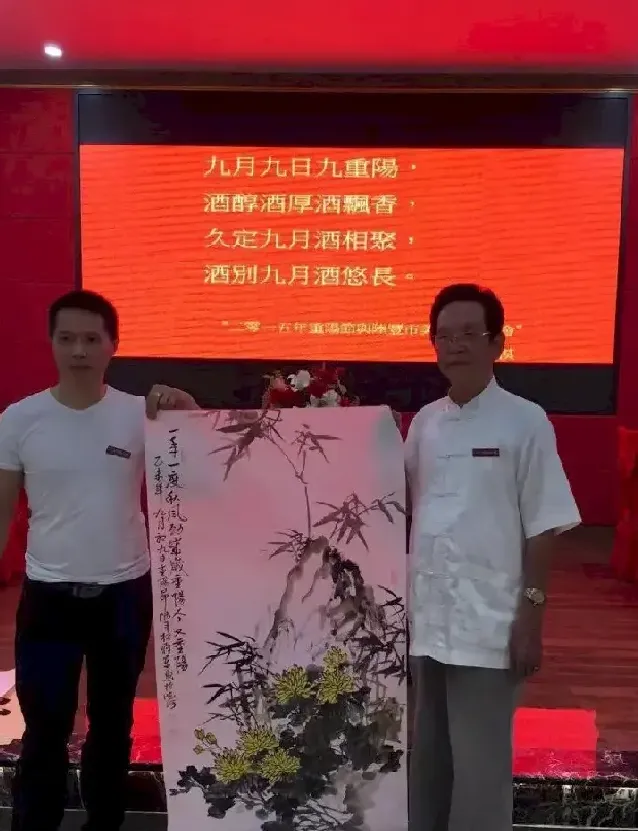 王文县·与书画家林雅东合影留念