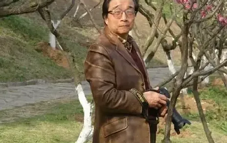 叶其鸣