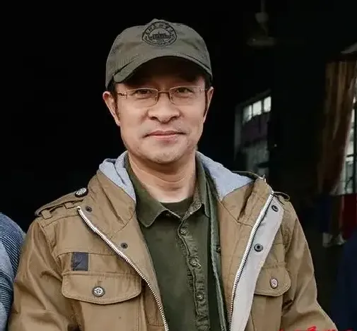张彦