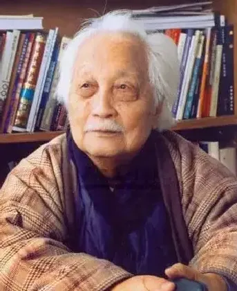 张仃