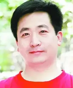 袁亚明