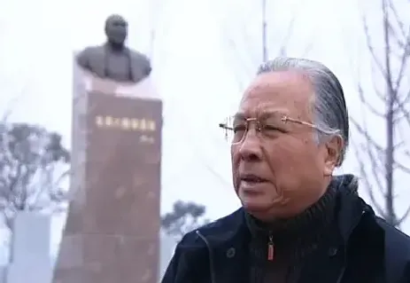 叶毓山