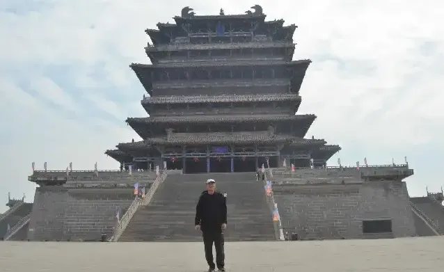 吴胜·鹳雀楼