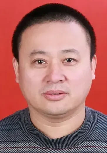 贾贵仟