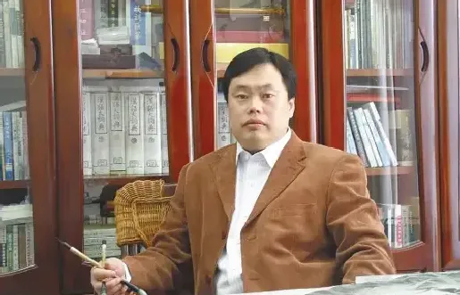 吴冰