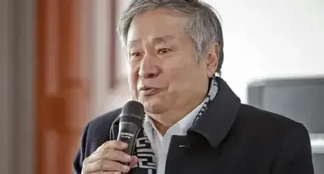 李庚