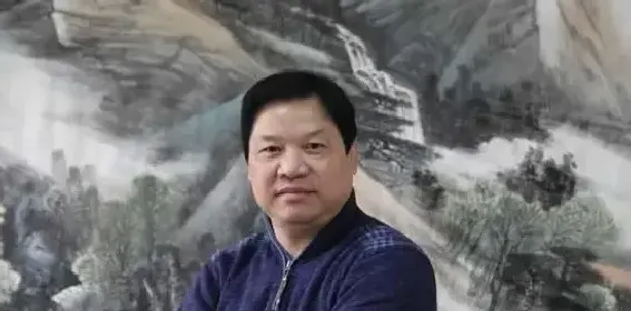 胡立伟