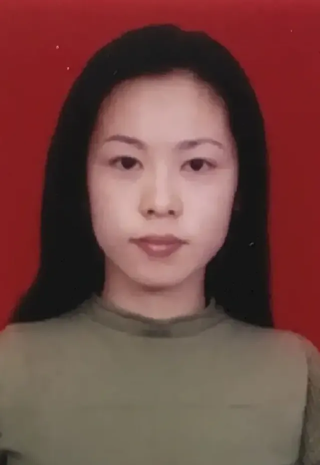 周栋