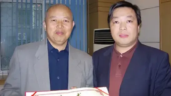 傅家宝