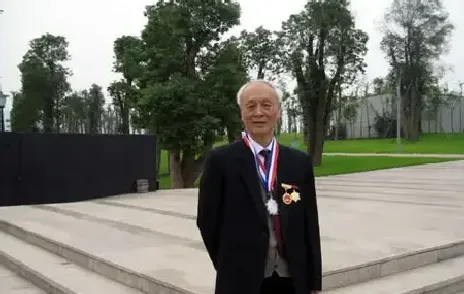 刘友柏