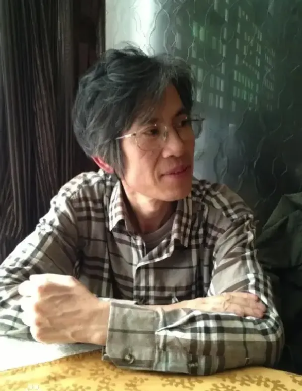 滕小松