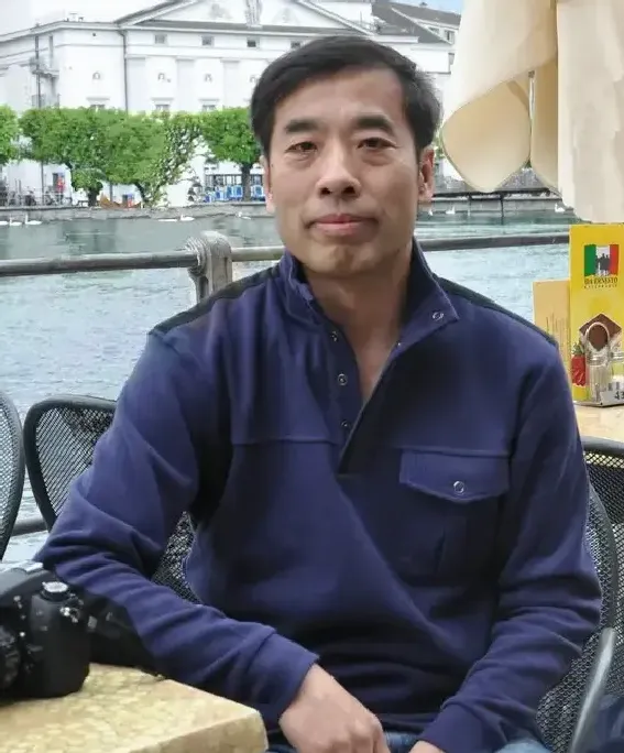 路家明