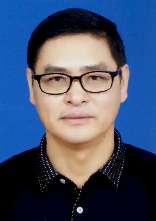 童谆辉