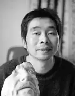 陈伟