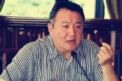 孙振华