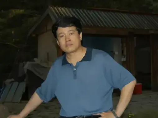 邹立颖
