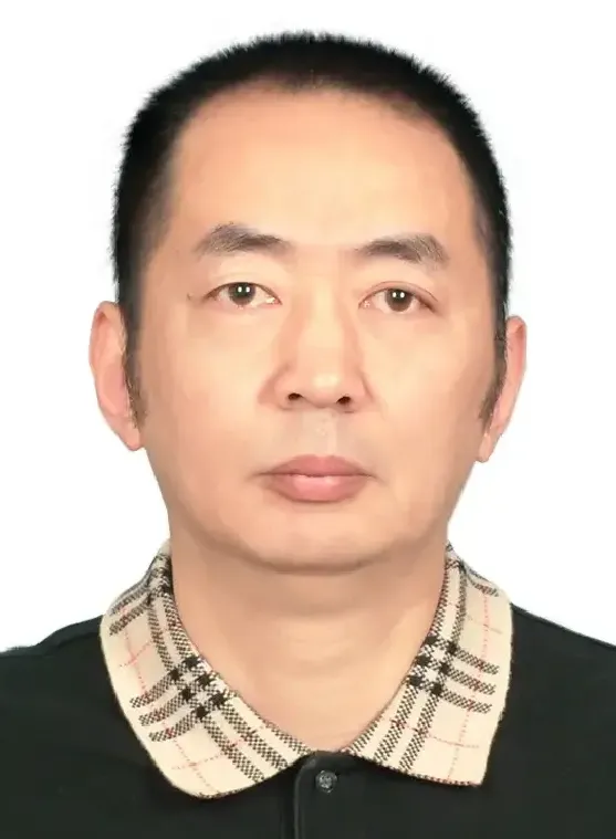 梁秋克