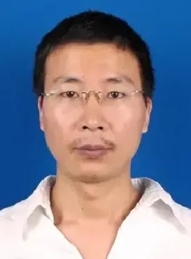 支炳山