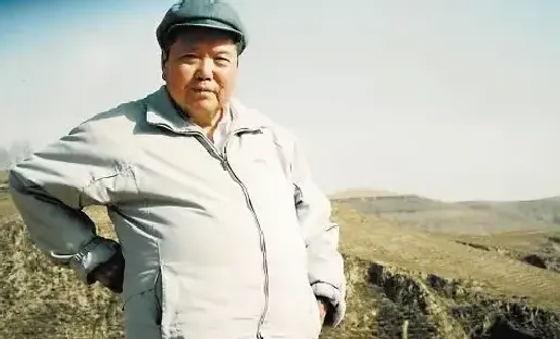 刘文西