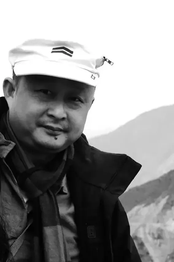 潘闻丞