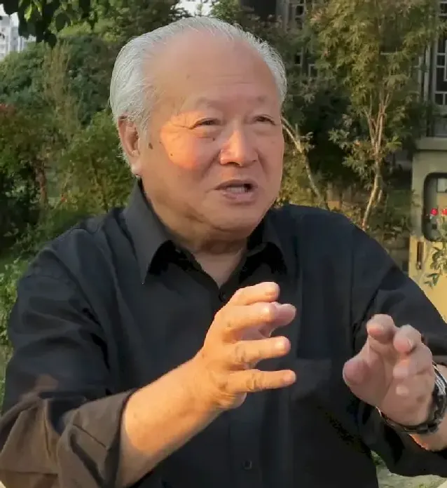 钱绍武