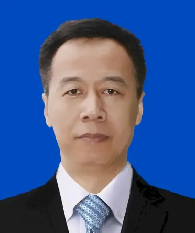 修长明