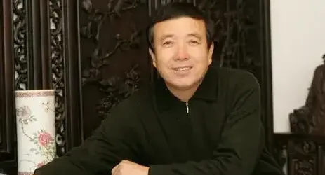黄耿新