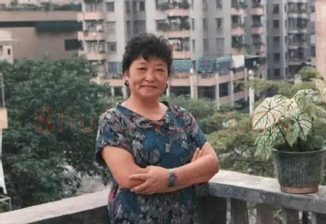 张彤云