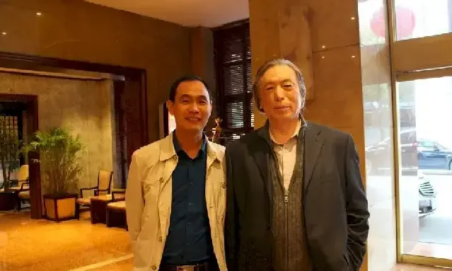 张丹阳·张丹阳与贾方舟先生合影