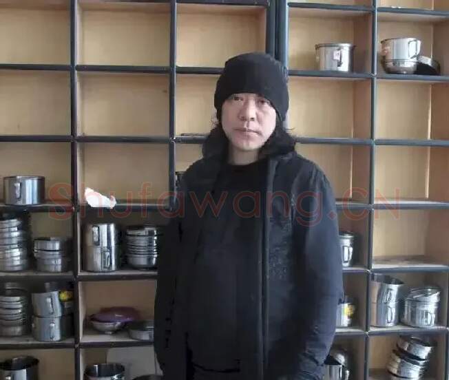 刘鸣
