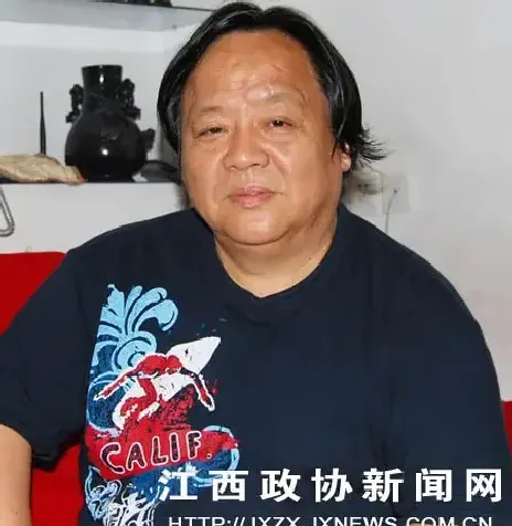 蔡群