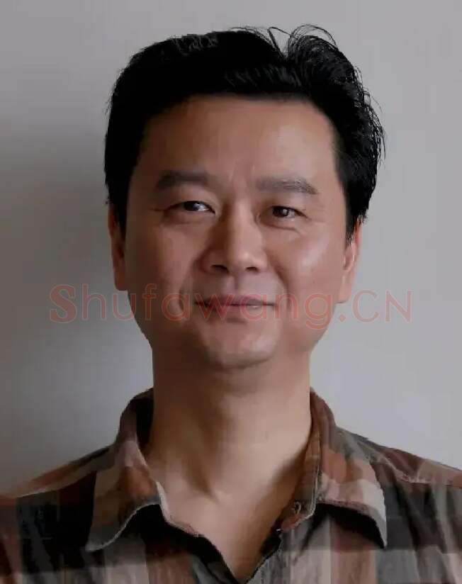 张炯炯