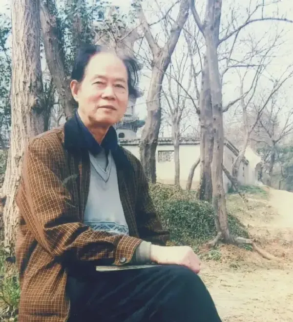 乐建文