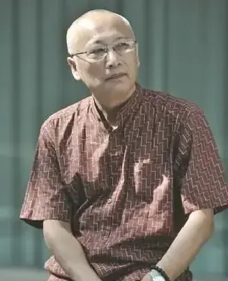 齐英石