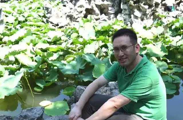 徐华